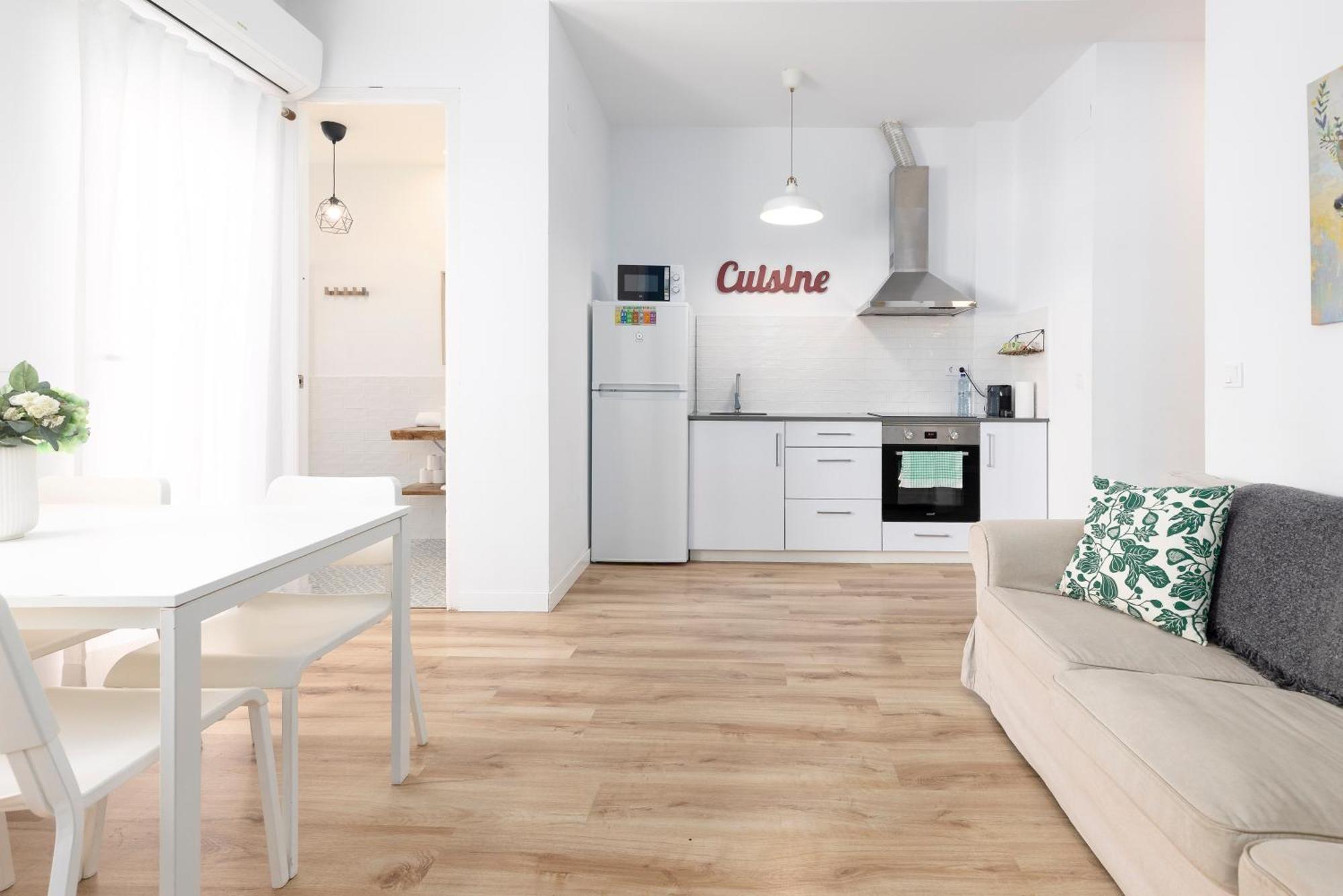 Cozy Apartment Valencia City Center! Ngoại thất bức ảnh